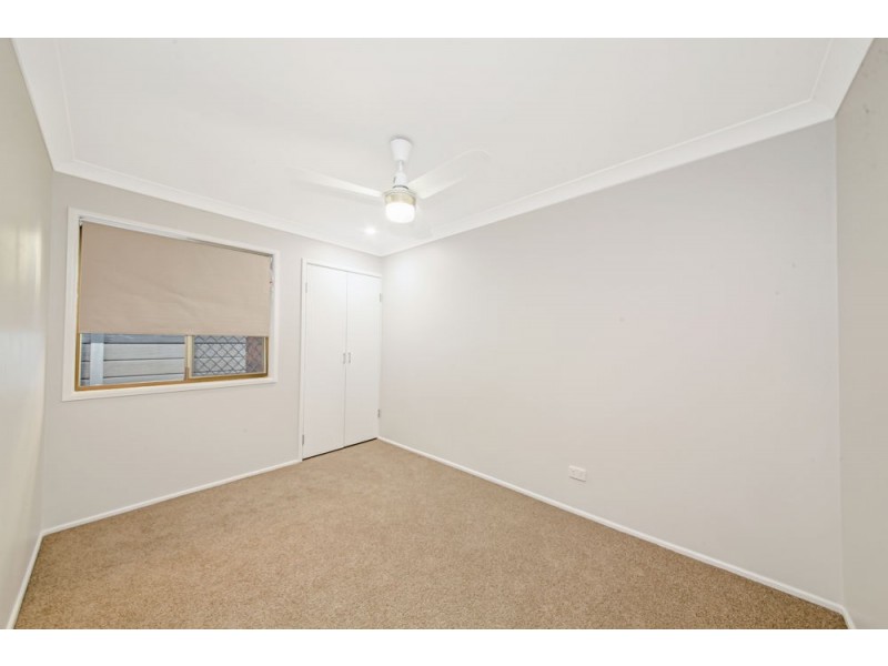 4 Atlas Court, Eatons Hill QLD 4037