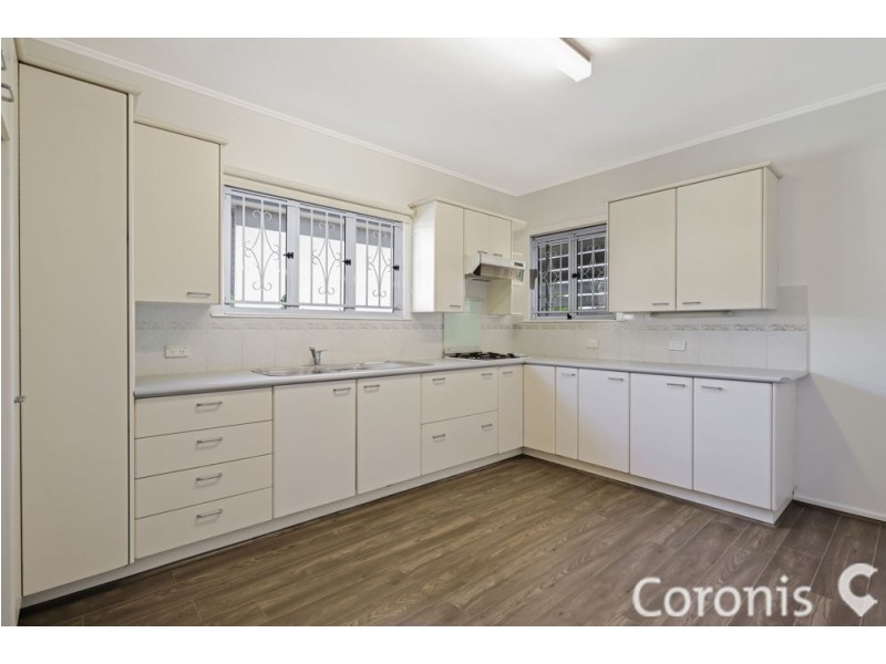 17 Western Avenue, Chermside QLD 4032