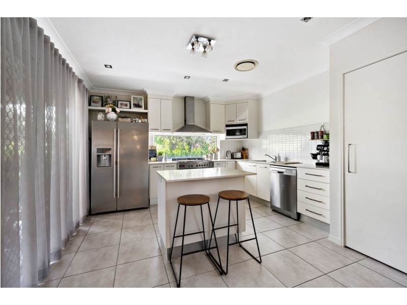 19 Carnarvon Crescent, Fitzgibbon QLD 4018