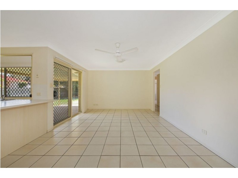 2 Carl Place, Bracken Ridge QLD 4017