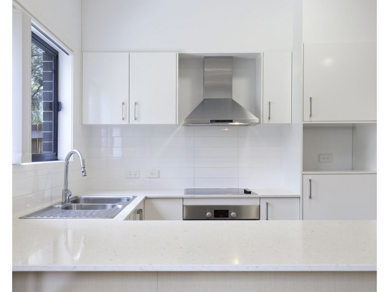 12/702 Trouts Road, Aspley QLD 4034