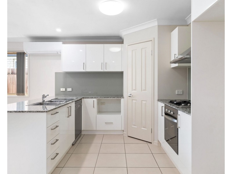 7 Rimfire Crescent, Bracken Ridge QLD 4017