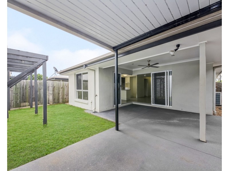 25 Carlingford Circuit, Warner QLD 4500