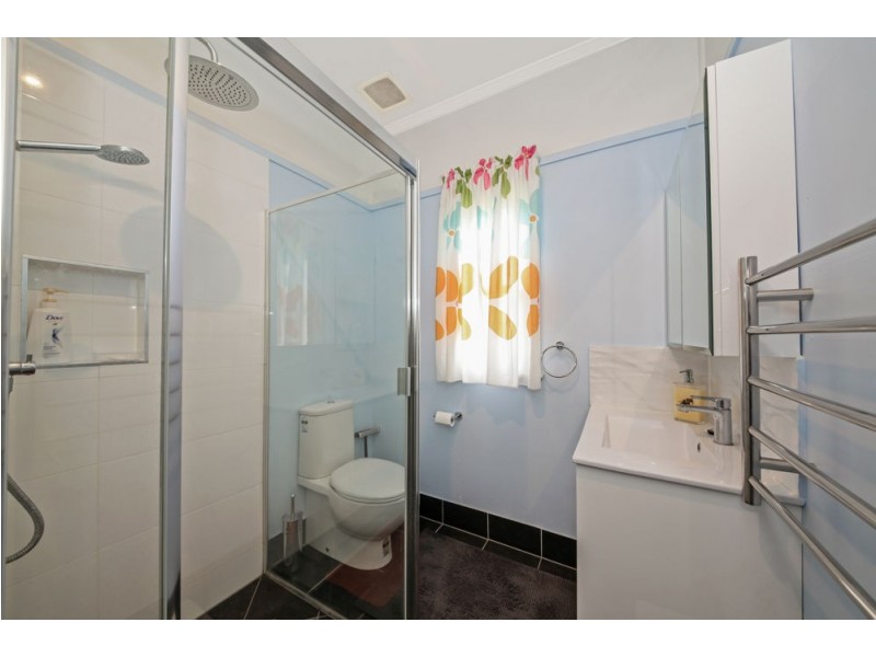 24 Hirschfield Street, Zillmere QLD 4034