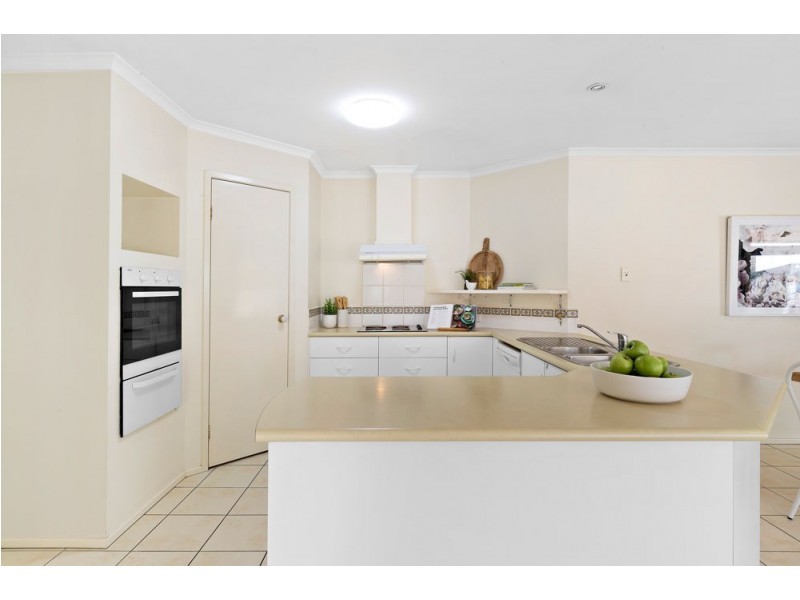 37 Johnston Place, Bracken Ridge QLD 4017