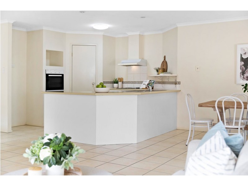 37 Johnston Place, Bracken Ridge QLD 4017