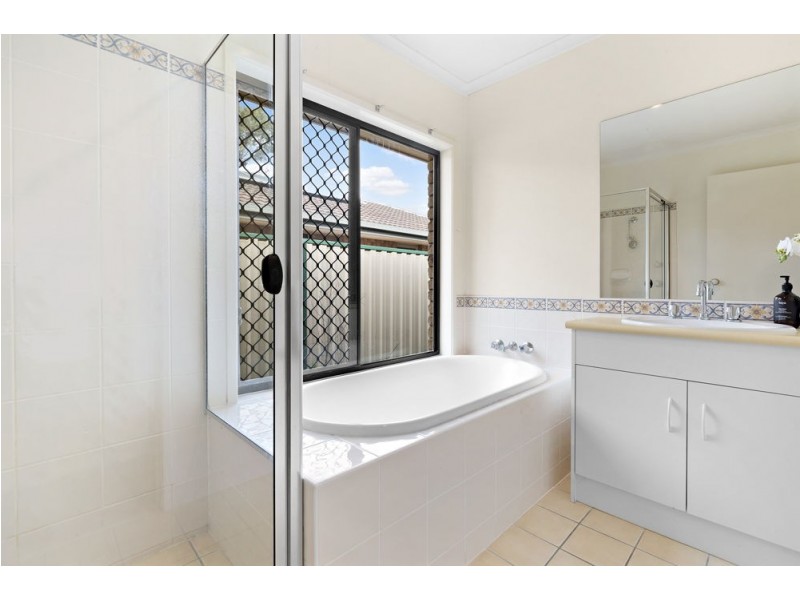 37 Johnston Place, Bracken Ridge QLD 4017