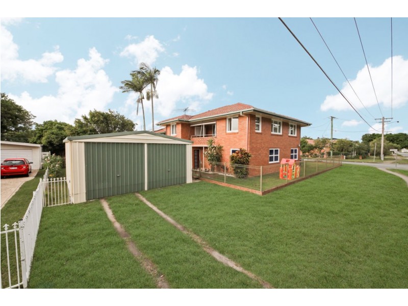 1 Fewings Street, Redcliffe QLD 4020