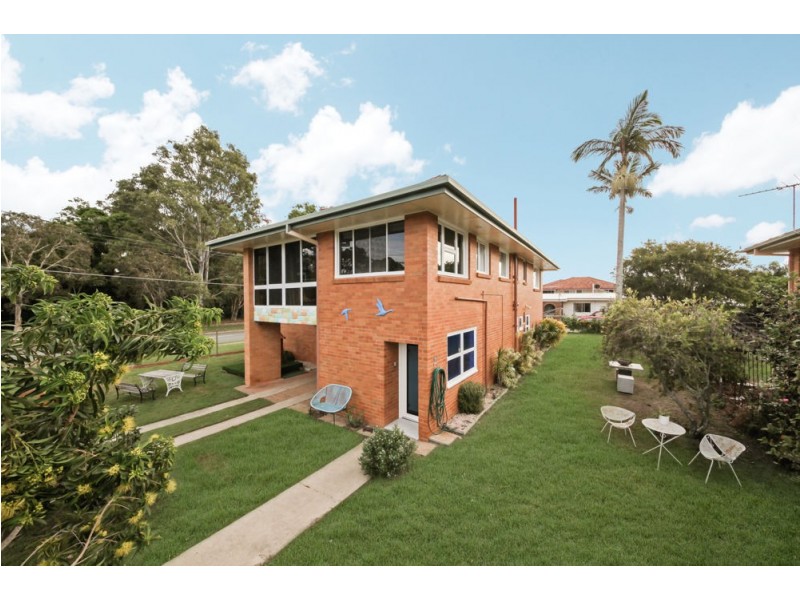 1 Fewings Street, Redcliffe QLD 4020