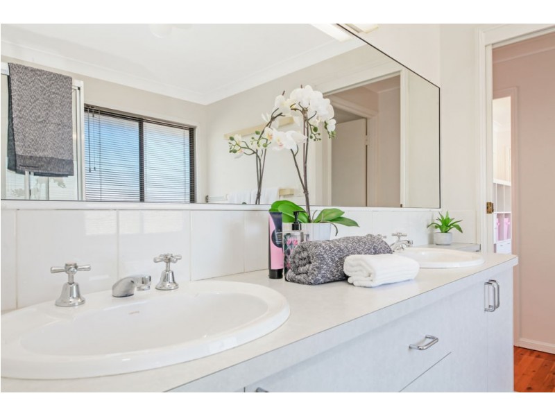 17 Ceccato Drive, Murrumba Downs QLD 4503