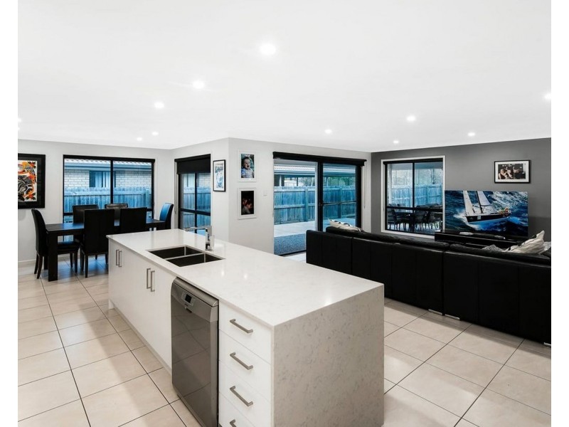 12 Singleton Place, Carseldine QLD 4034