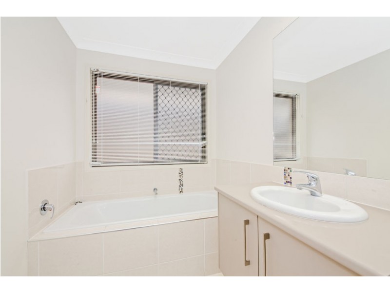 19 Katherine Street, Fitzgibbon QLD 4018