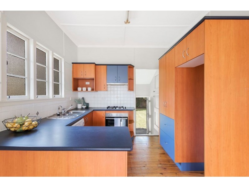 17 Newman Road, Wavell Heights QLD 4012