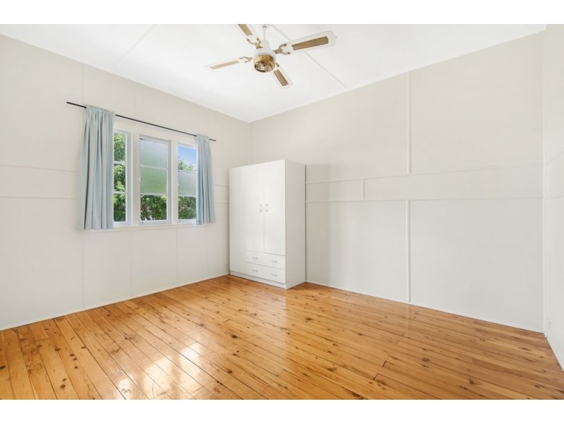 17 Newman Road, Wavell Heights QLD 4012