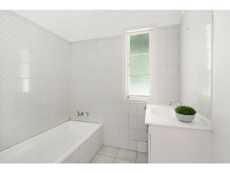 17 Newman Road, Wavell Heights QLD 4012