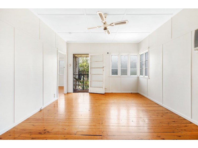 17 Newman Road, Wavell Heights QLD 4012