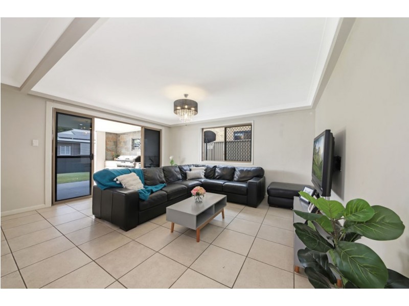 3 Cleavue Street, Geebung QLD 4034