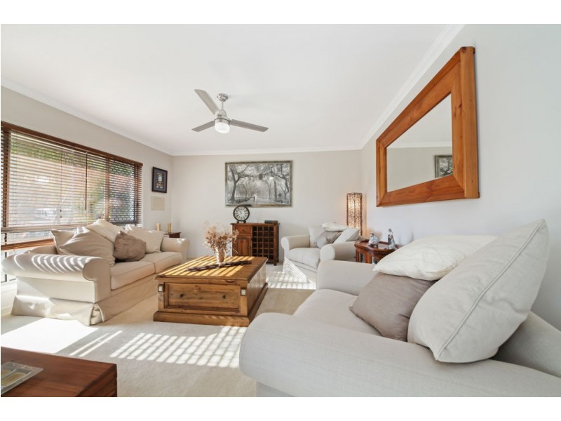 11 Ladbroke Close, Carseldine QLD 4034