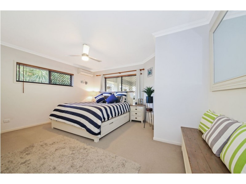 11 Ladbroke Close, Carseldine QLD 4034