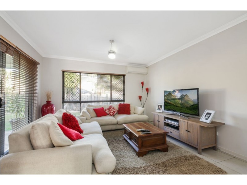 11 Ladbroke Close, Carseldine QLD 4034