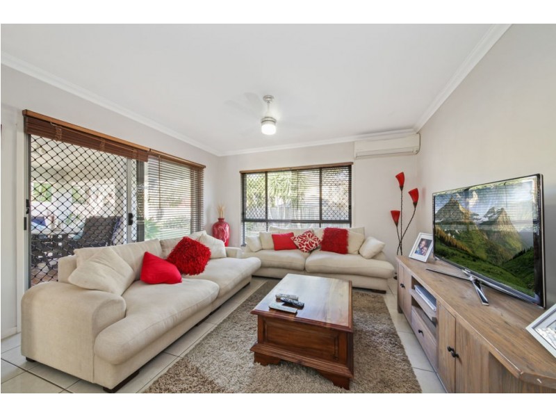 11 Ladbroke Close, Carseldine QLD 4034