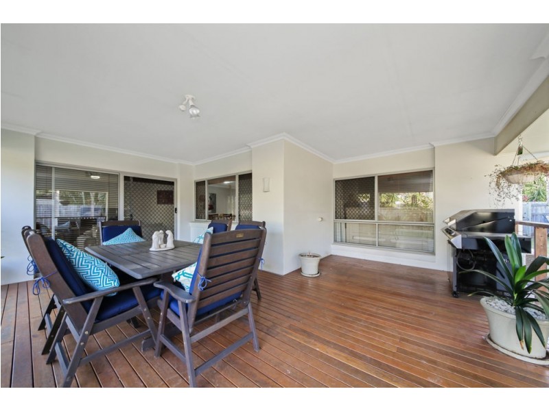 11 Ladbroke Close, Carseldine QLD 4034