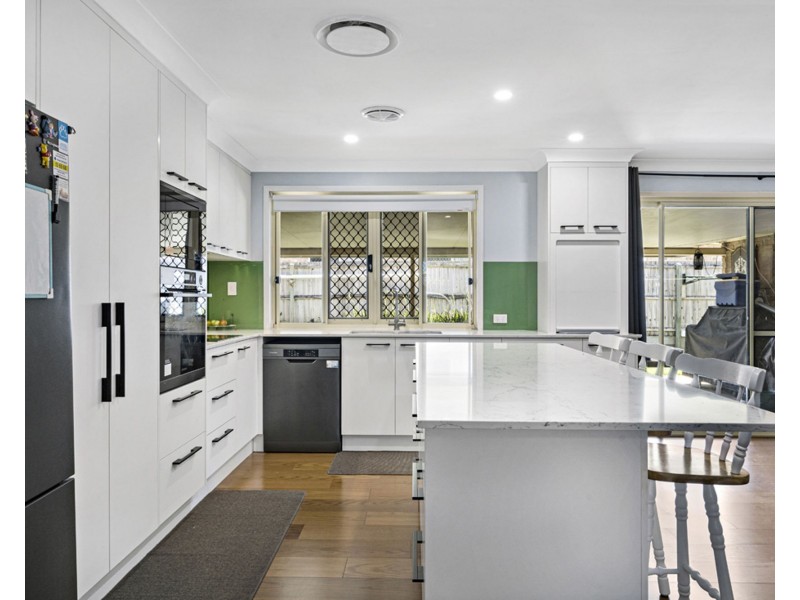 15 Baronnet Street, Bracken Ridge QLD 4017