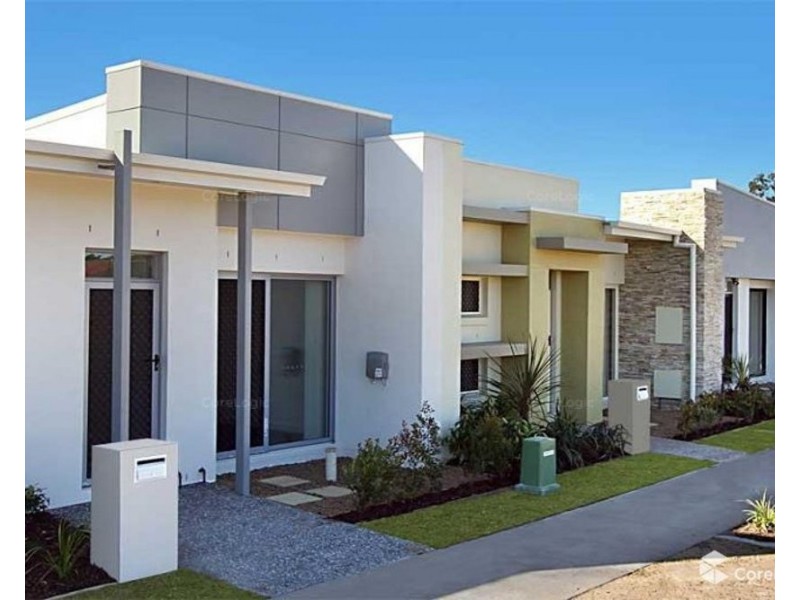 17 Daintree Park Way, Fitzgibbon QLD 4018