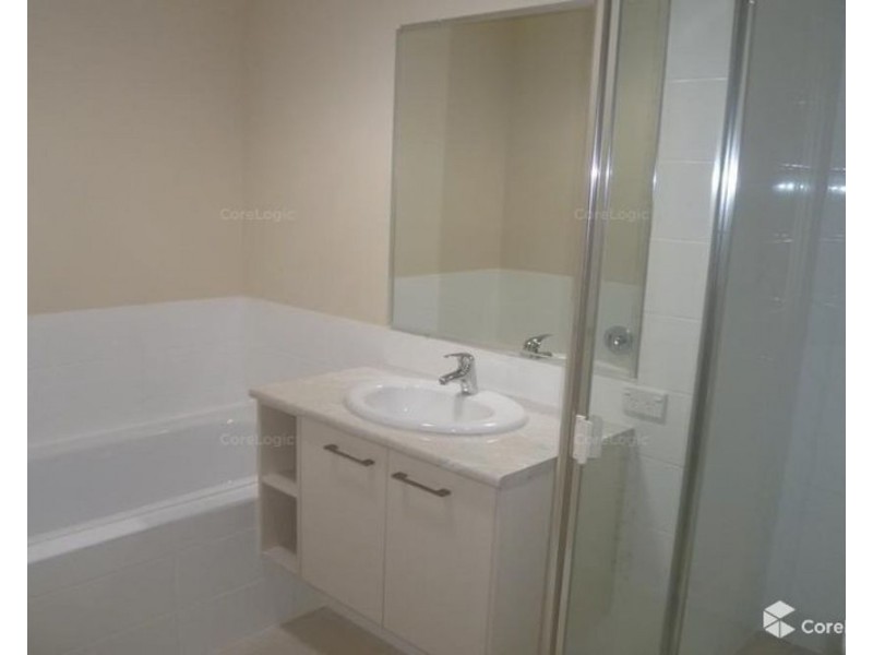 17 Daintree Park Way, Fitzgibbon QLD 4018