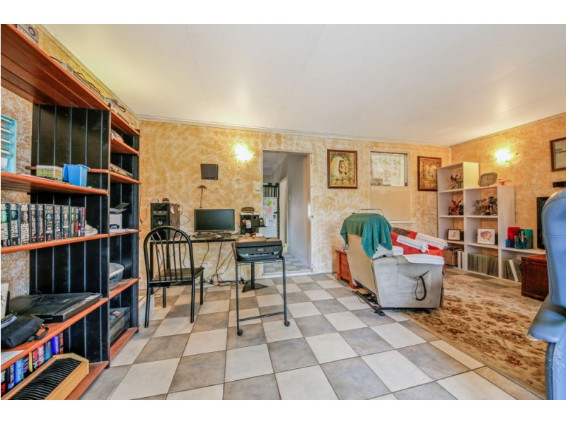 2 Rostrevor Road, Boondall QLD 4034