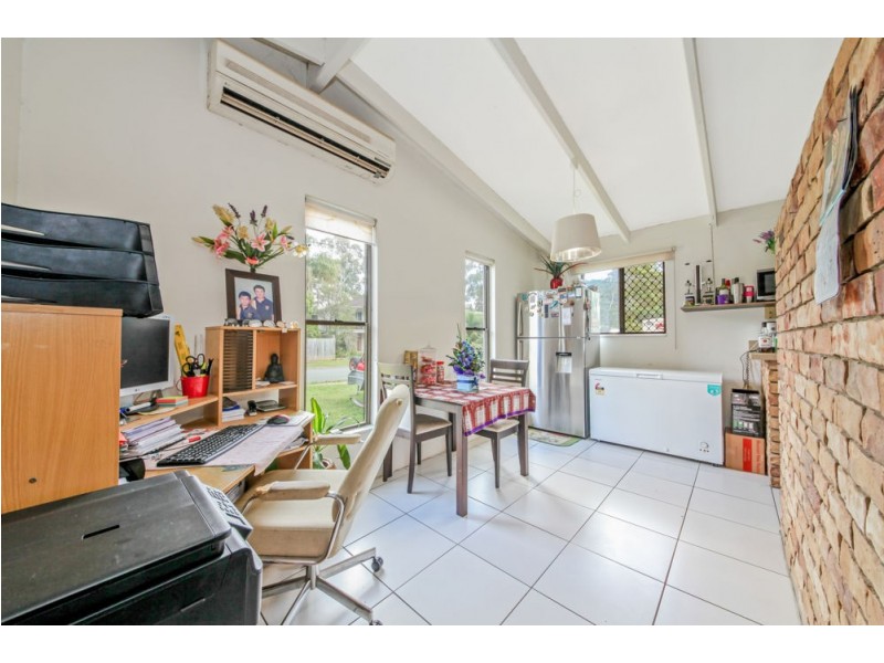 87 Nanbaree Drive, Bray Park QLD 4500