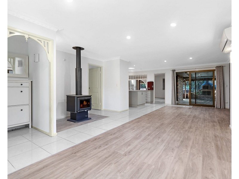 9 Brittainy Street, Petrie QLD 4502