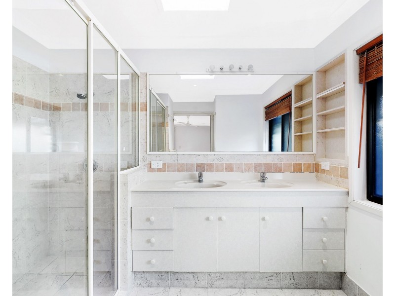 9 Brittainy Street, Petrie QLD 4502