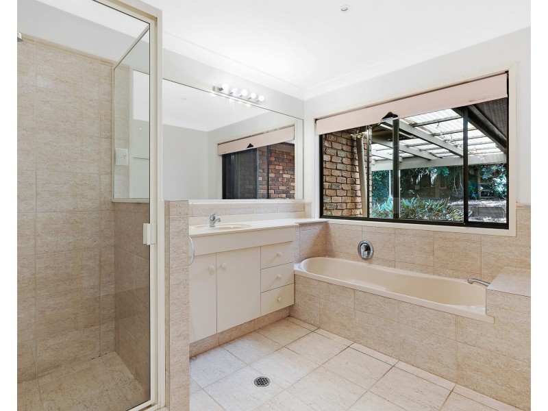 9 Brittainy Street, Petrie QLD 4502