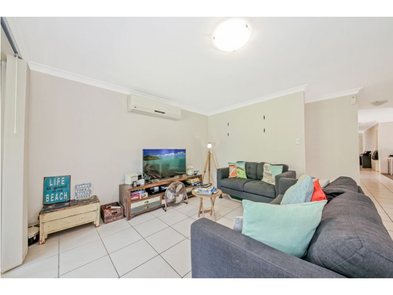 62 Somerset Drive, Carseldine QLD 4034