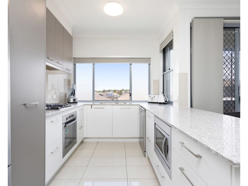 8/468 Roghan Road, Fitzgibbon QLD 4018