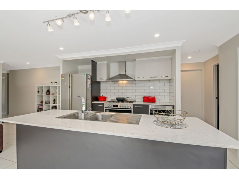 4 Norbury Place, Taigum QLD 4018