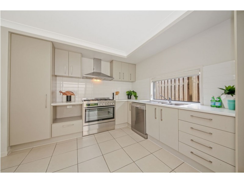 15 Katherine Street, Fitzgibbon QLD 4018