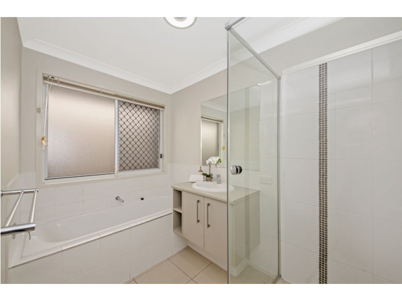 15 Katherine Street, Fitzgibbon QLD 4018