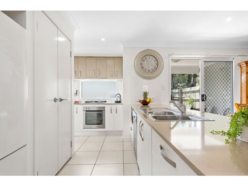 2/111 Cowie Road, Carseldine QLD 4034