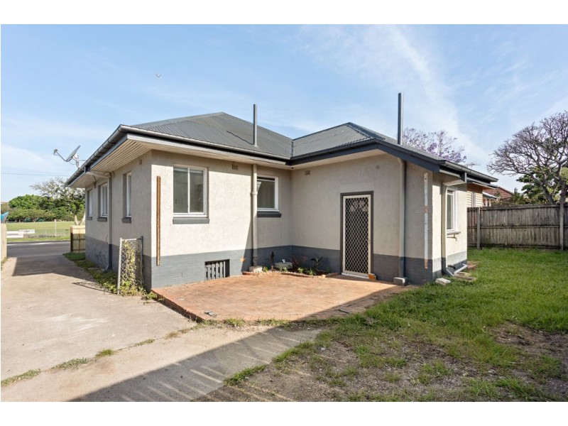 128 Webster Road, Stafford QLD 4053