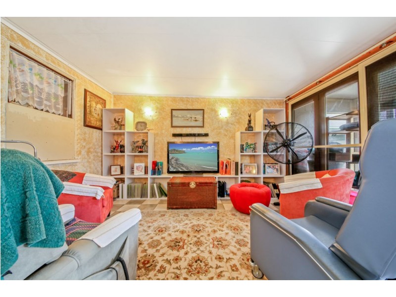 2 Rostrevor Road, Boondall QLD 4034