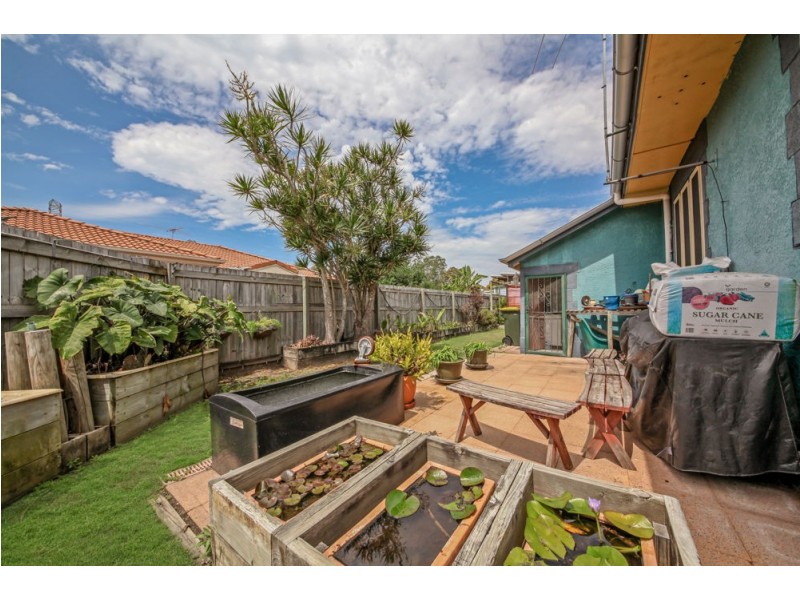 2 Rostrevor Road, Boondall QLD 4034