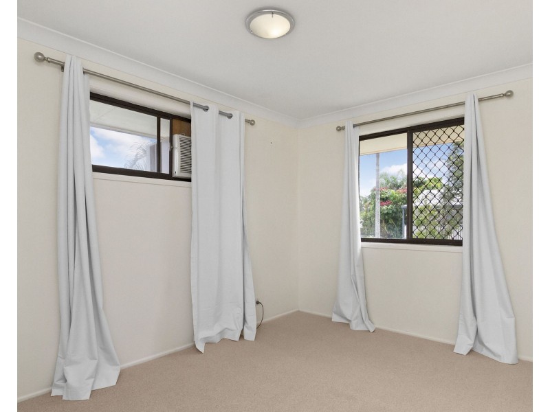 18 Strathford Avenue, Albany Creek QLD 4035