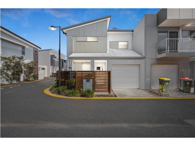 12 Heathcote Lane, Fitzgibbon QLD 4018