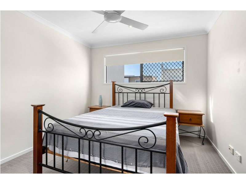 12 Heathcote Lane, Fitzgibbon QLD 4018