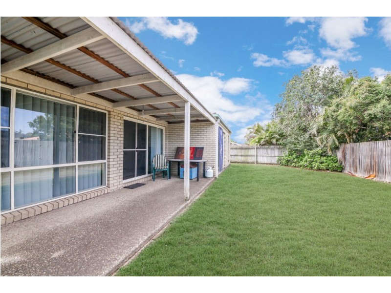 6A Coolabah Crescent, Bridgeman Downs QLD 4035