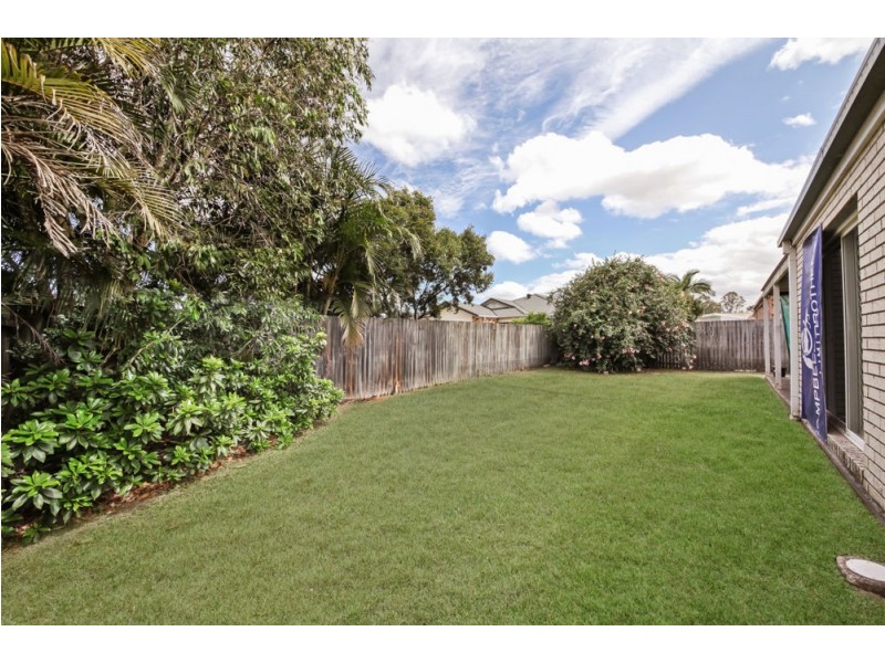 6A Coolabah Crescent, Bridgeman Downs QLD 4035