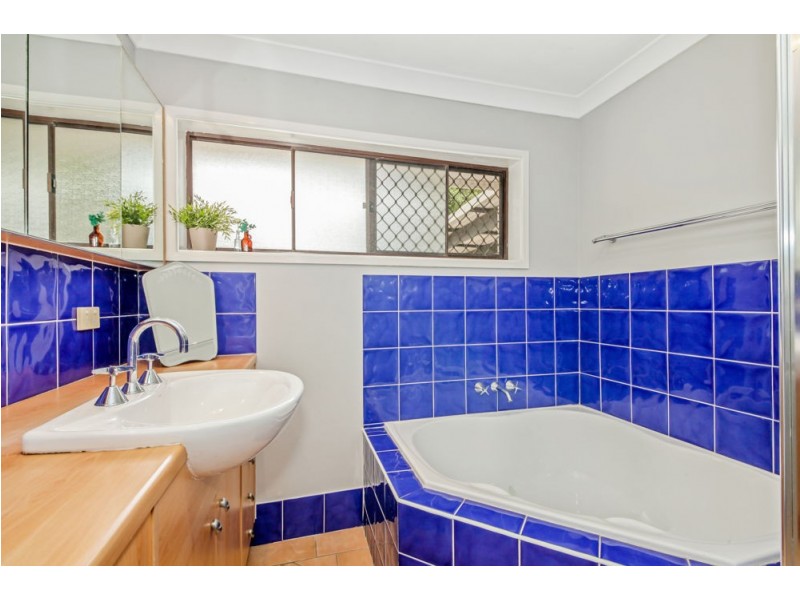 24 Maberley Street, Geebung QLD 4034