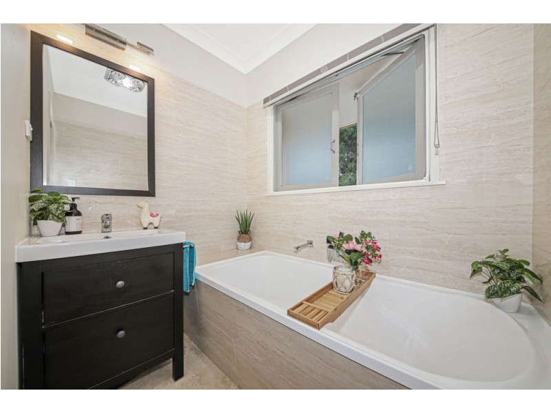 20 Ailsa Street, Aspley QLD 4034